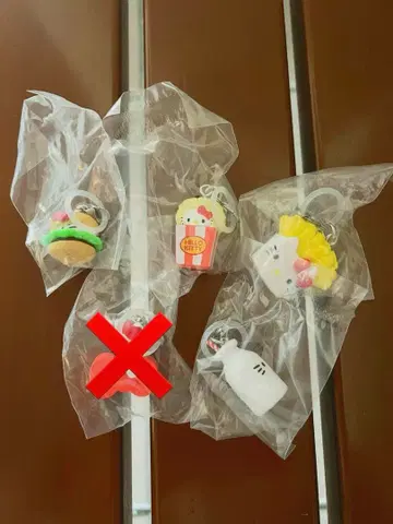 헬로키티 아메리칸 디자인 캡슐 토이 세미 컴프 메지루시 액세서리