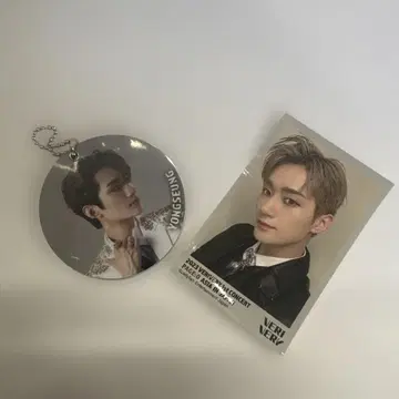 VERIVERY YONGSEONG 거울 키링 스티커