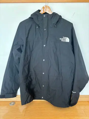 THE NORTH FACE 블랙 마운틴 라이트 자켓