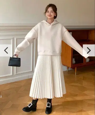 시착만 한 상품 벌스데이 바쉬 MIDI PLEATS SKIRT