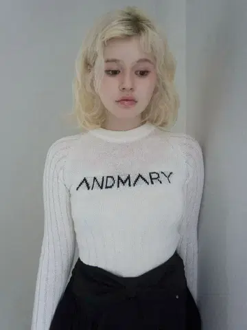 andmary Mary logo knit tops white