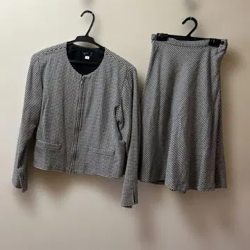 에네스베 수트 블랙 화이트 입학식