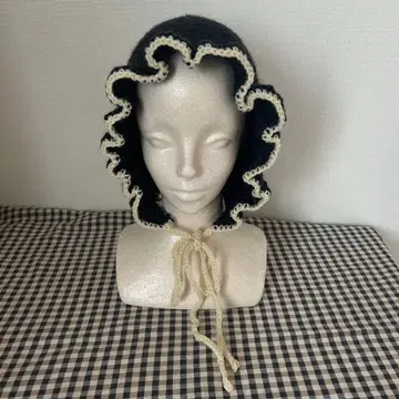 핸드메이드 하늘하늘 챙 보닛 니트 모자