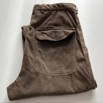 이탈리아제 베이커 타입 세로 골 코듀로이 팬츠