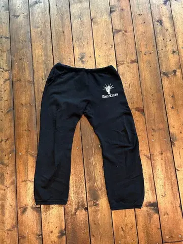 안티클래스 루드 갤러리 SOBUT PUNK 아이언 크로스