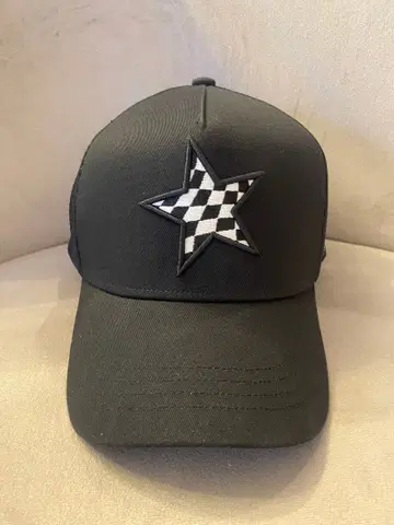 YOSHIRORI KOTAKE BLACK LINE 캡