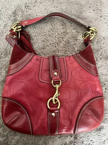 빨간색 가죽 숄더백