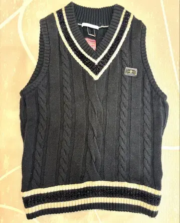 MARK&LONA 케이블 짜임 니트 베스트 골프웨어