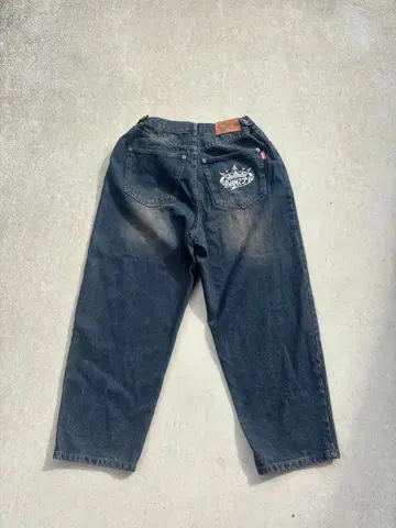 King Logo Wide Tuck 데님 팬츠