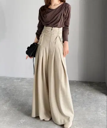 mily bilet 하이웨스트 턱 디테일 와이드 팬츠 코르셋