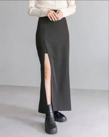 mystic 사이드 슬릿 타이트 스커트 롱 스커트 사이즈 2