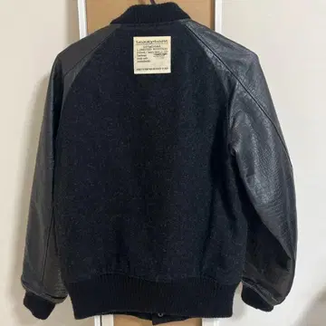 beauty:beast 한정판 바시티 자켓 블랙