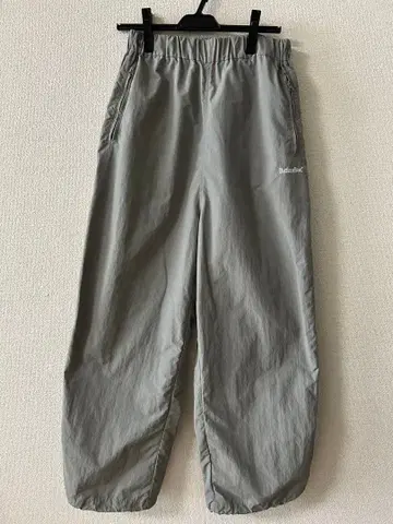 BROKEN BASE 나일론 팬츠