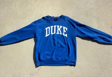 DUKE 로고 파랑 맨투맨