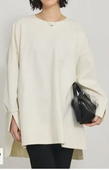 qualite 상의 화이트