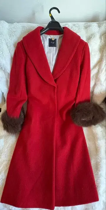 Swingle 울 레드 코트