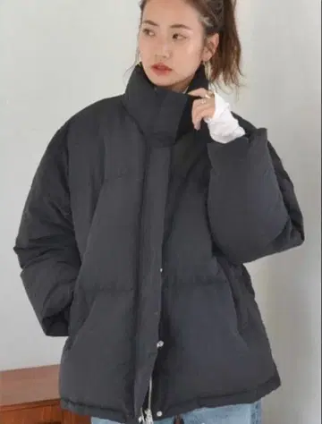 Ungrid 언그리드 미들 기장 루즈 실루엣 다운 S 사이즈