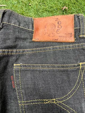 RED MOON BASIC EVOLUTION 다크 그레이 부츠컷 데님