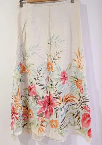Talbots 플레어 롱 스커트 꽃무늬 크림색 10 사이즈
