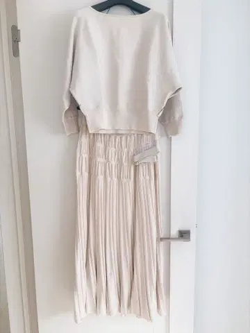 마이 스트라다 니트 플리츠 스커트 셋업 미착용