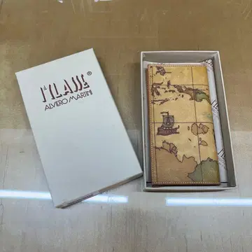 미사용 새상품 PRIMA CLASSE 프리마 클라세 장지갑