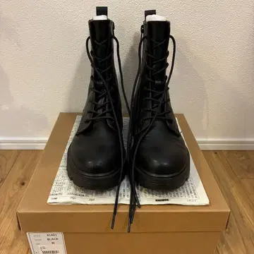 오리엔탈 트래픽 레이스업 통굽 부츠 블랙 M