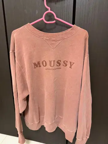 MOUSSY 트레이닝복