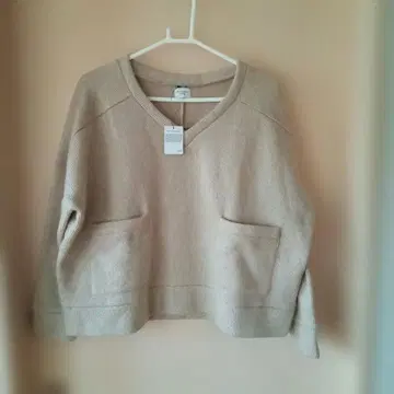 URBAN RESEARCH DOORS 베이지 V넥 스웨터