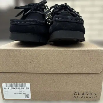 미사용 새상품 왈라비 고어텍스 여성용 25.5