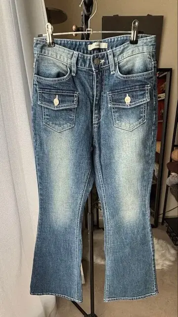 나비 프론트 포켓 부츠컷 데님 팬츠 1short