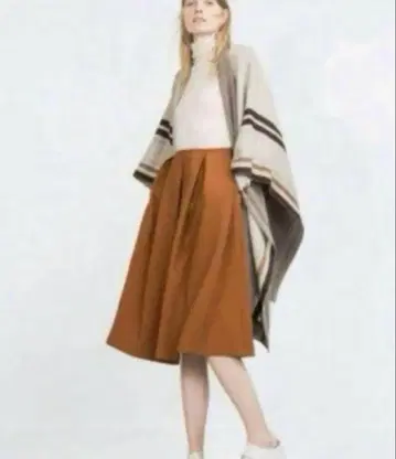 ZARA 플레어 스커트