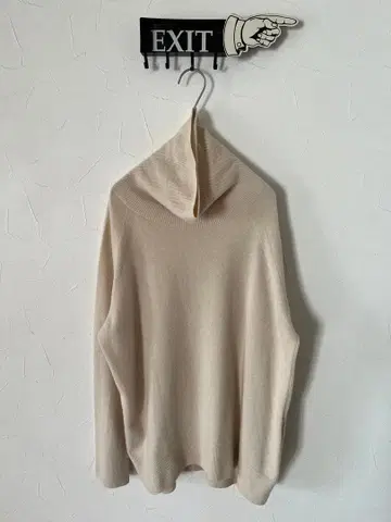 Deuxieme Classe 일본제 금 택 포함 완판 디자인 터틀넥 니트