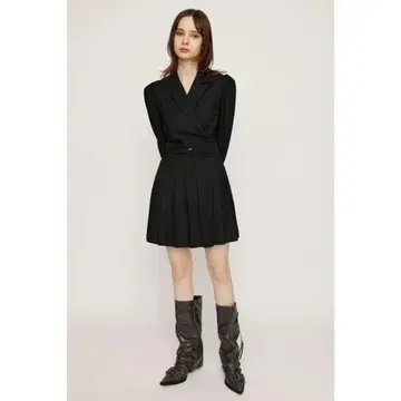 SLY 테일러드 플리츠 숏 원피스