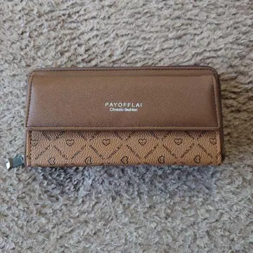 [ 새상품 미사용 ] PAYOFFLAI 브라운 장지갑