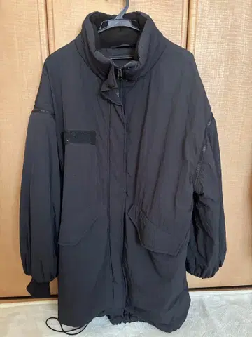 JEANASIS 블랙 다운 자켓