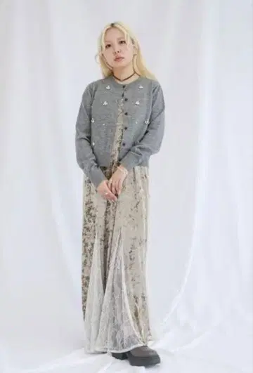 Ray BEAMS 비쥬 크루넥 가디건 그레이