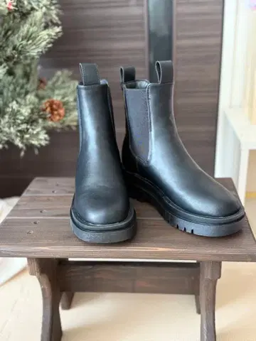 블랙 사이드 고어 부츠 키에상 x welleg 콜라보