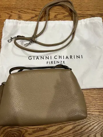 GIANNI CHIARINI 베이지 숄더백 새상품급