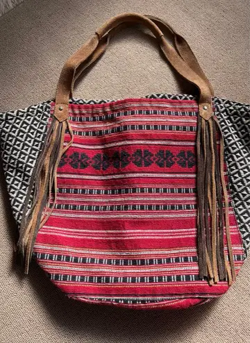 American Eagle 프린지 토트백