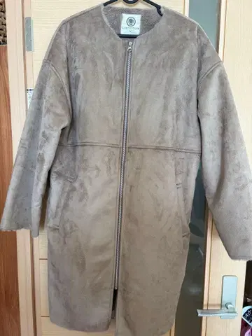 르농큐르 스웨이드 느낌 코트 그레이지