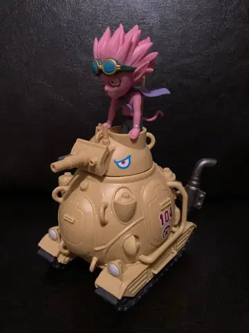 샌드랜드 월드 컬렉터블 피규어 국왕군 전차대 104호차 개봉품