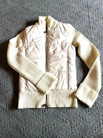 POLOJEANS 아이보리 퀼팅 하이넥 자켓