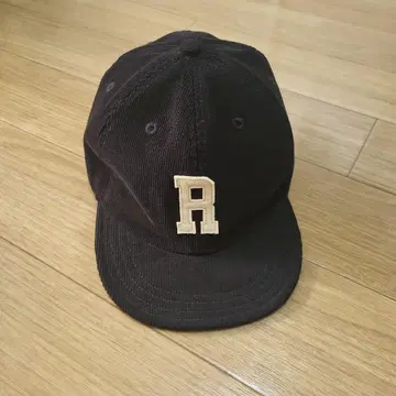 코듀로이 [ R ] 로고 야구 모자 블랙 블랙