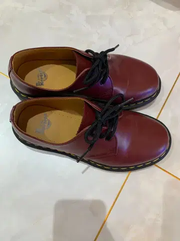 닥터마틴 AW006 GV05T 3홀 신발