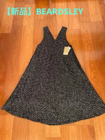 [ 새상품 ] 비어즐리 트위드 플레어 오버롤 스커트 0 블랙