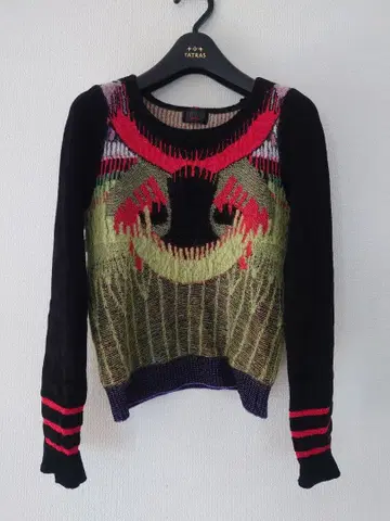 코시노 히로코 스웨터