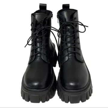 한국 블랙 레이스업 부츠 사이드 지퍼 포함