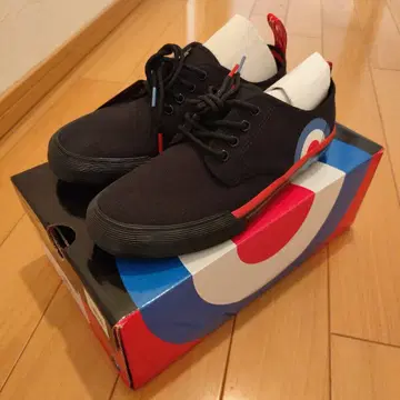 닥터마틴 더 후 콜라보 캔버스