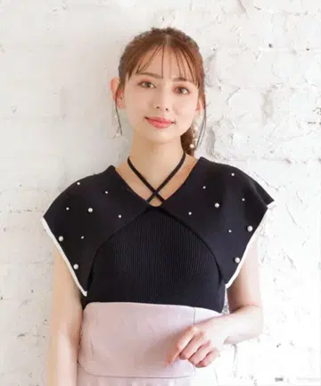 블랙 슬리브리스 니트 펄 장식 포함 willselection