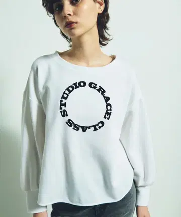 그레이스 콘티넨탈 플로키 로고 프린트 탑